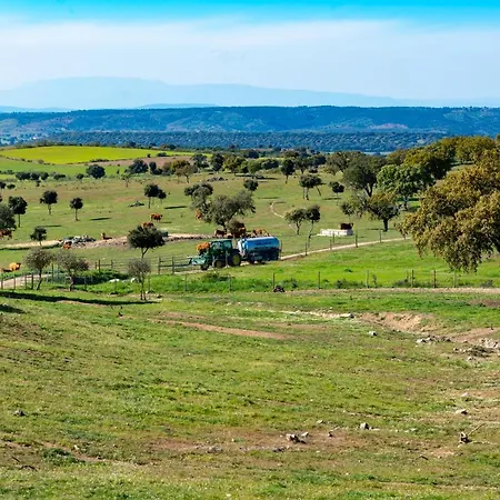 Moradia Gemea 2 Em Herdade Santa Marta *